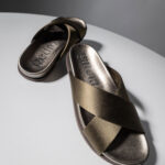 DALIANA silk slides