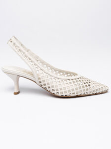 Δερμάτινες slingback γόβες
