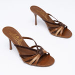 Δερμάτινα strapped mules